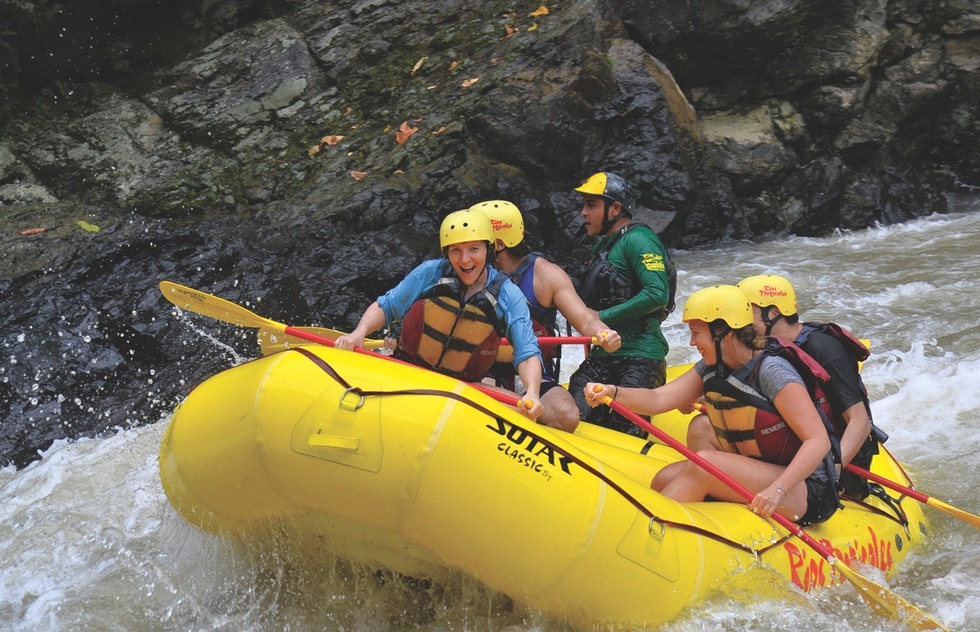 Whitewater Rafting in Costa Rica | Frommer's