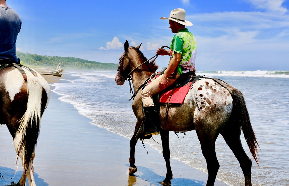 Horseback Riding in Costa Rica | Frommer's