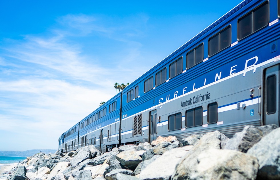 American Rail in Shambles: Legendary Amtrak Pacific Surfliner Closed Due to Erosion | Frommer's