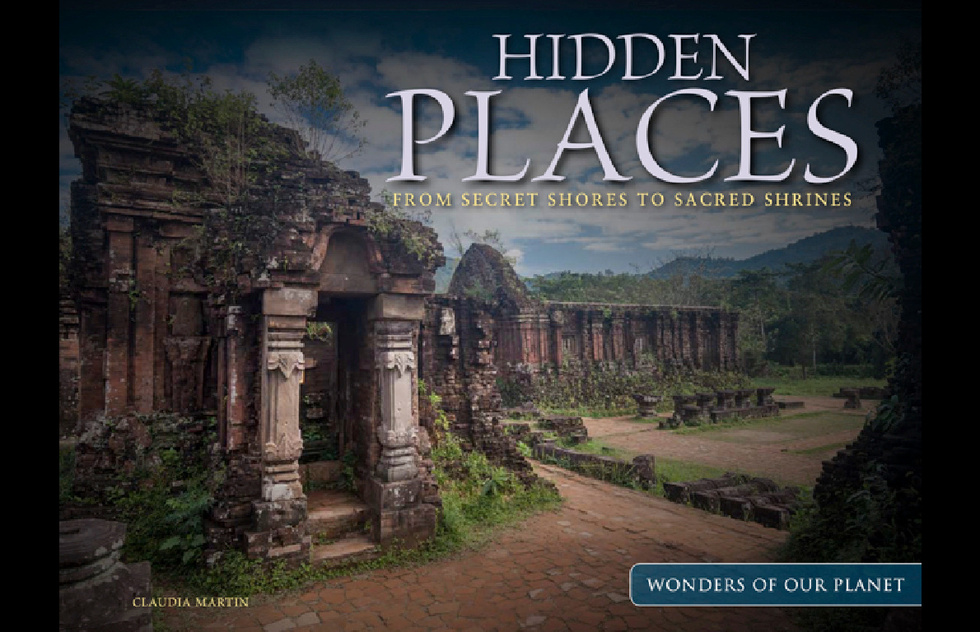 "Hidden Places" by Claudia Martin, published by Amber Books Ltd