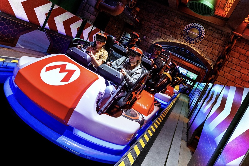 Super Nintendo World at Universal Studios Hollywood: Mario Kart; Bowser's Challenge