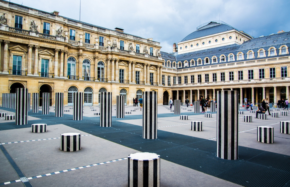 "Emily in Paris" filming locations: Buren Columns at the Palais-Royal