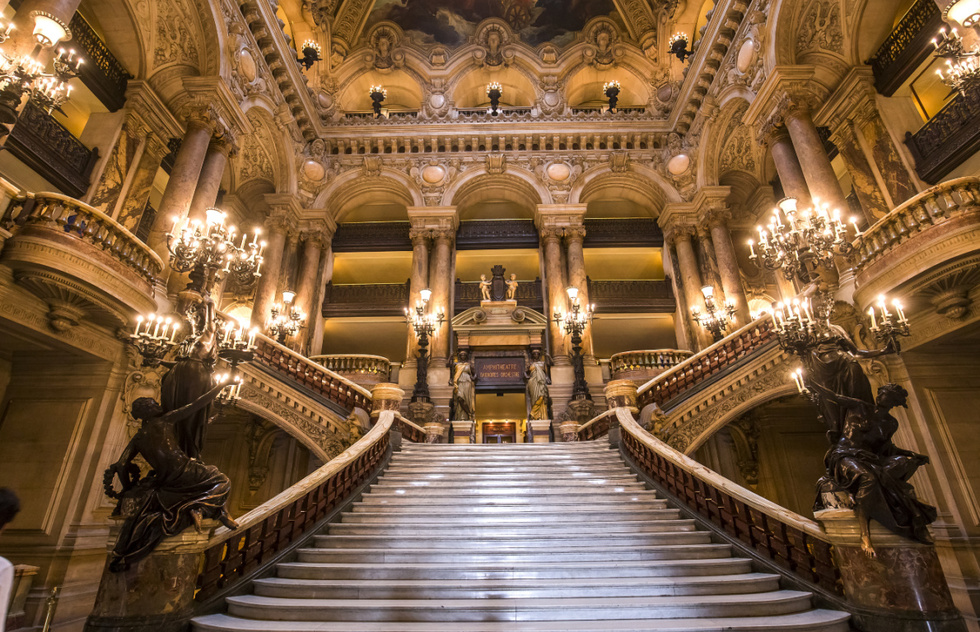 "Emily in Paris" filming location: Palais Garnier opera house