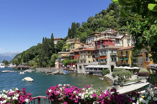 Lake Como, Italy, Is Enticing—But Visiting Has Its Pitfalls | Frommer's
