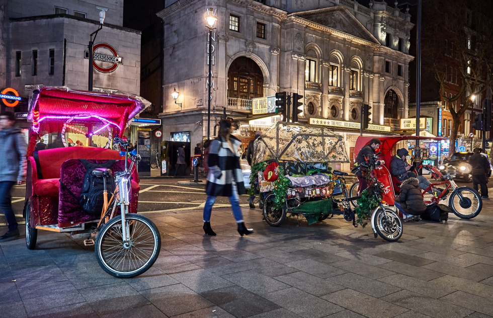 London's Latest Scams: Pedicabs and "American" Candy Stores | Frommer's