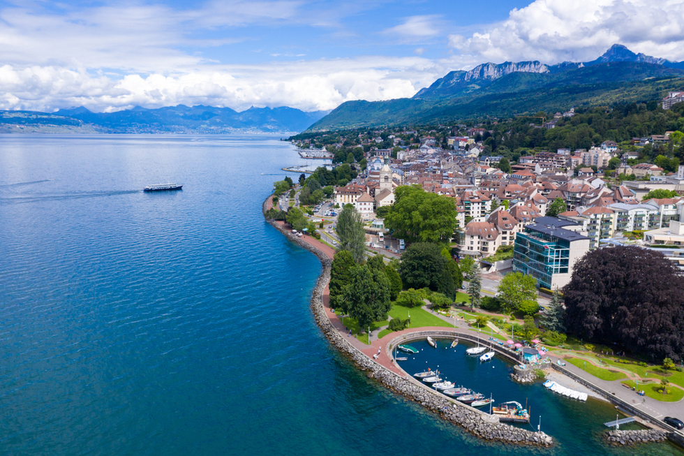 Evian France travel and tourism, attractions and sightseeing and Evian  reviews