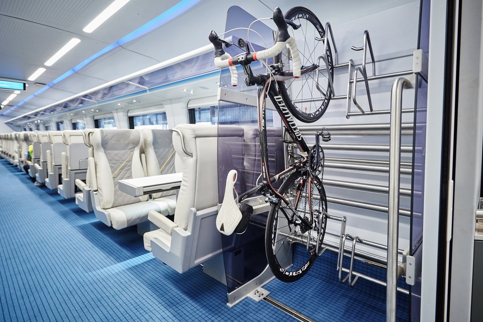 Brightline train Florida: are bicycles allowed?