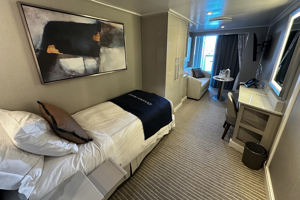 best solo cabins on cruises: best single cabins for cruising: Oceania Cruises