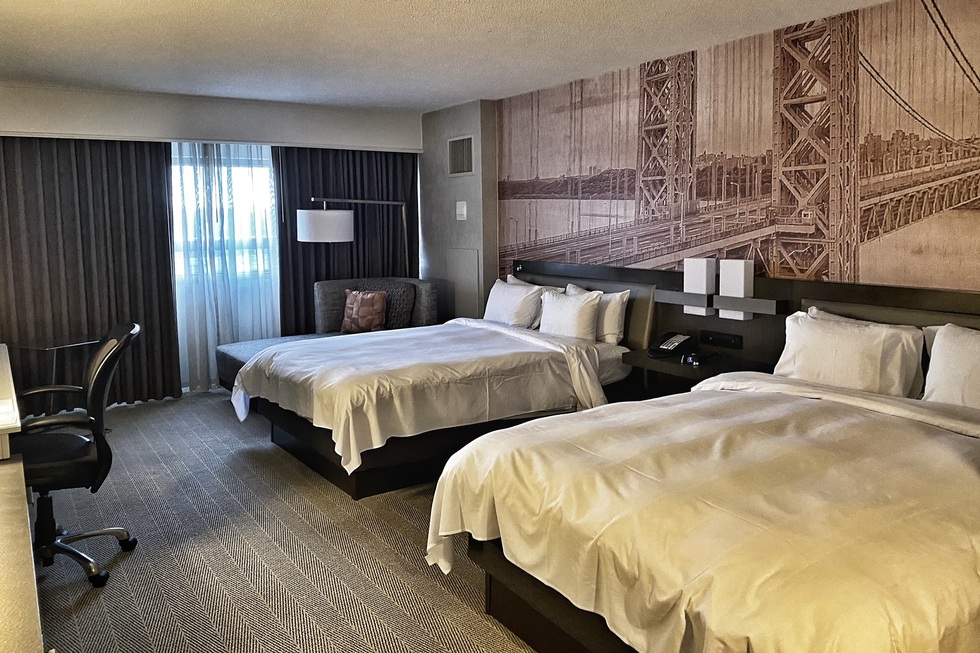 Best cheap hotels for NYC: A room at the Teaneck Marriott at Glenpoint