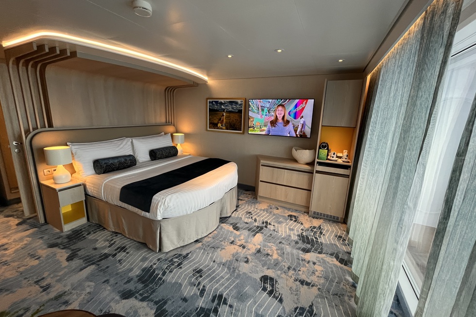 Royal Caribbean Icon of the Sea review: capacity, length, cabins