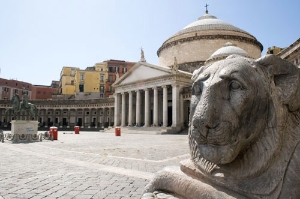 San Francesco di Paola in Piazza Plebiscito bears a striking resemblance to Rome's Pantheon.