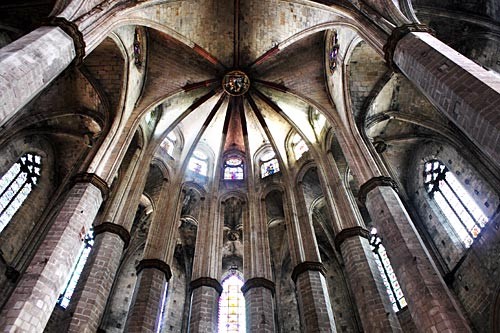 The much-loved Santa Maria del Mar is one of the purest examples of Catalan Gothic architecture in Barcelona.