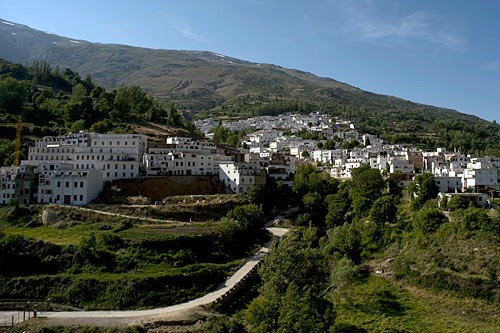 Trails link the Moorish villages in the Alpujarra de Granada, like the mountain town of Trevélez.