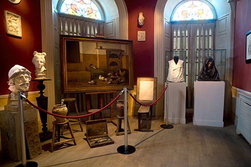 From the cradle to the grave, the Casa Natal de Picasso museum follows the artist's life.