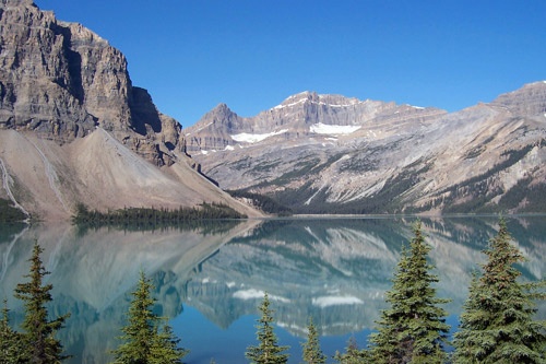 Canadian Rockies -- Photo by <a href="http://www.frommers.com/community/user_gallery_detail.html?plckPhotoID=f470e6bb-c6d1-4b9d-acbf-202b70fa0921&plckGalleryID=c0482941-0d2d-4cca-b8c4-809ee9e20c72" target="_blank">SarahD/Frommers.com Community</a>.