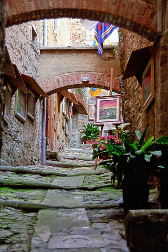 A typical cobblestone street in medieval Cortona.