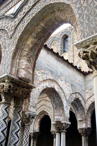 Detail of mosaics along cloister columns at Monreale's Arab-Norman cathedral. Photo by <a href="http://www.frommers.com/community/user_gallery_detail.html?plckPhotoID=caa4773d-3543-4fd5-ace1-03432d038513&plckGalleryID=c0482941-0d2d-4cca-b8c4-809ee9e20c72" target="_blank">Agent Cody/Frommers.com</a>