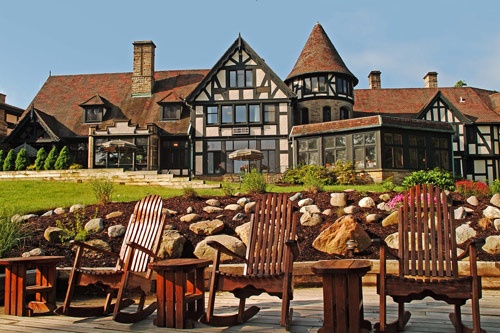 Punderson Manor State Park Resort and Lodge, Ohio. Courtesy of Ohio State Park Lodges and Conference Centers