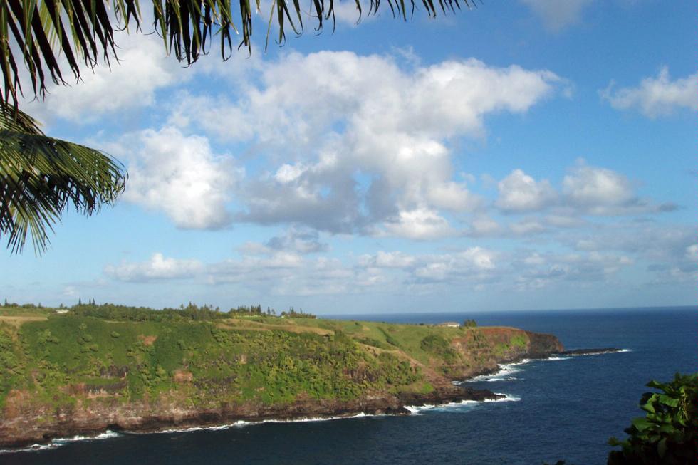 A view from the cliff's edge in Huelo, Maui.