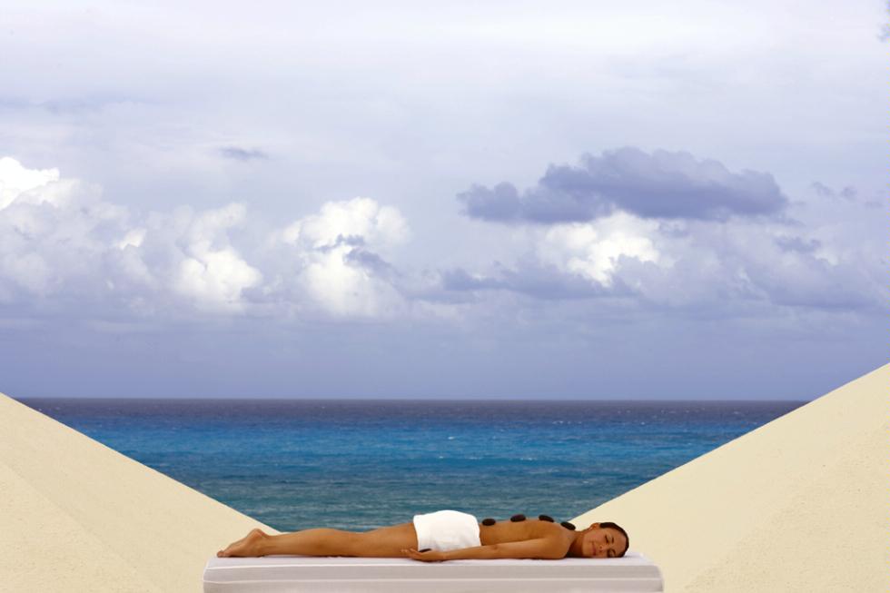 Hot stone treatment at the Heavenly Spa, The Westin Resort & Spa, Cancun.