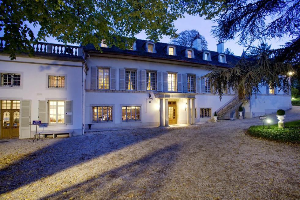 Chateau Hotel Andre Ziltener in Chambolle-Musigny, Burgundy, offers a beautiful stay while exploring the Routes des Grand Crus.