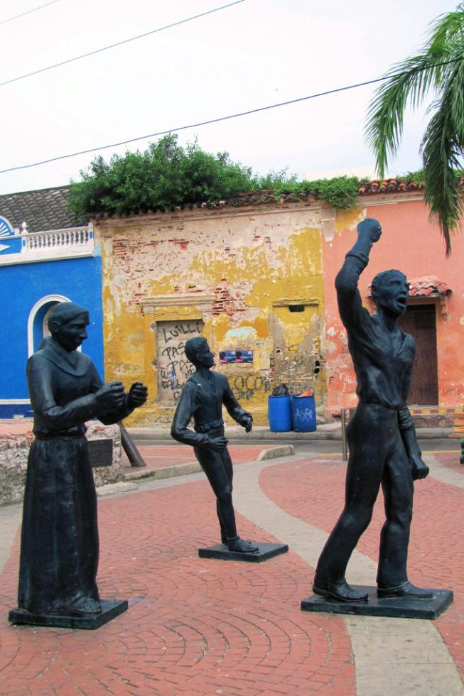 Statues in Gestemani, Cartagena.