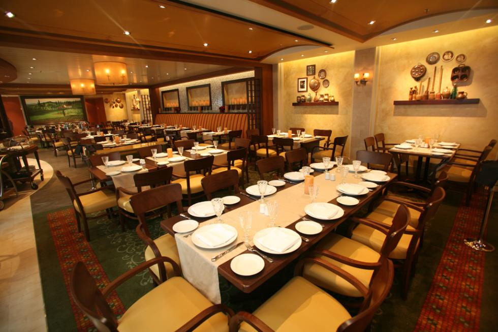Giovanni's Table is a classic Italian restaurant on the Allure of the Seas.
